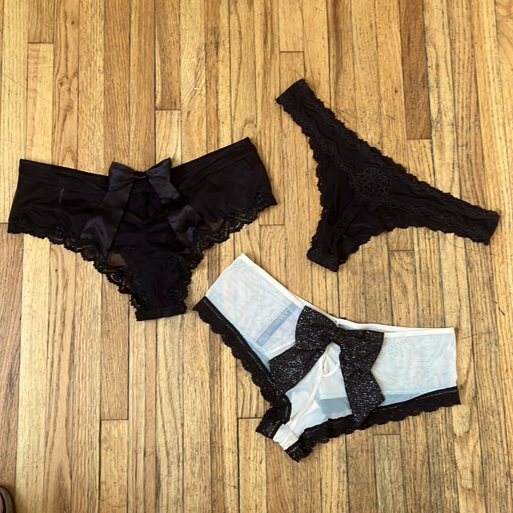 VS Bow Panty set
